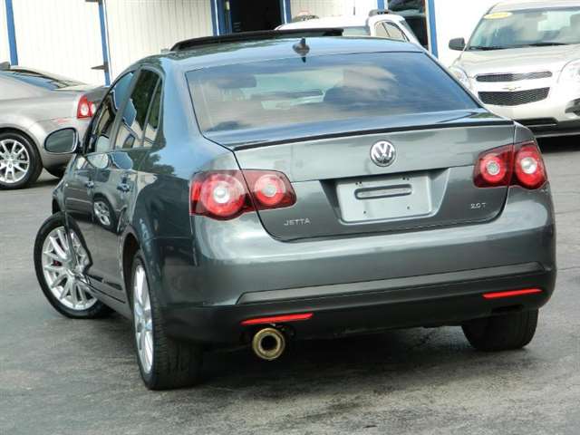 2009 Volkswagen Jetta Wolfsburg Edition 4dr Sedan 6A